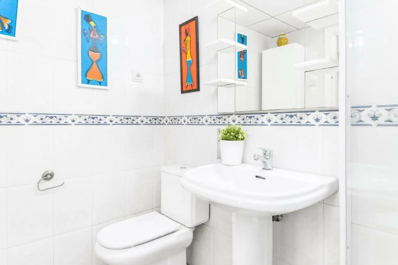 Lovely Suite With River Views And Parking Málaga Spanien