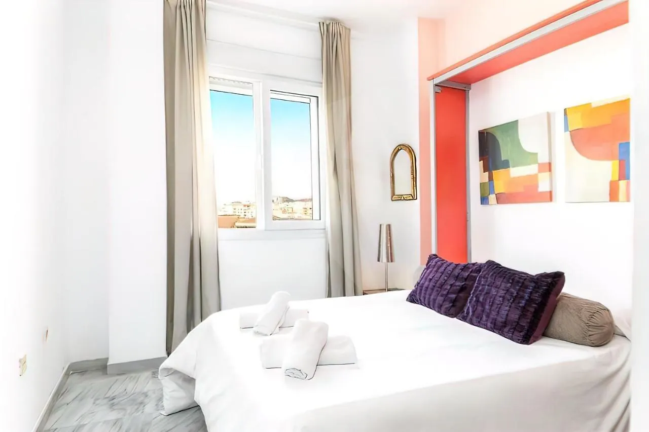 Lovely Suite With River Views And Parking Málaga 0*,